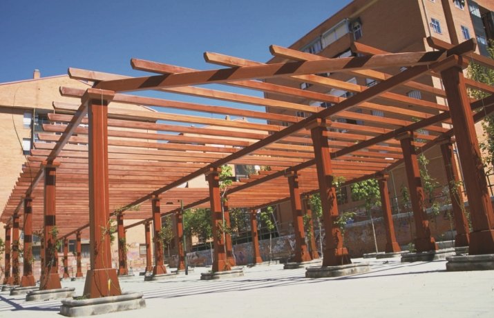 PÉRGOLA DE MADERA